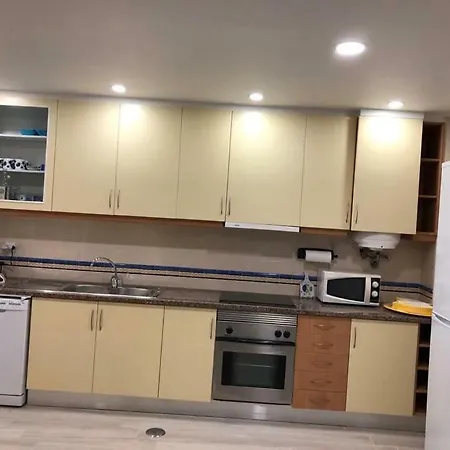 Pro Touristic Planet Apartment Ferrel (Leiria)